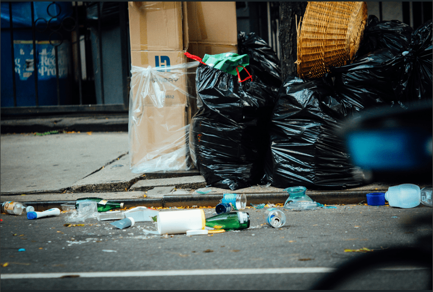 Afvalcontainer huren voor snelle vuil afvoer